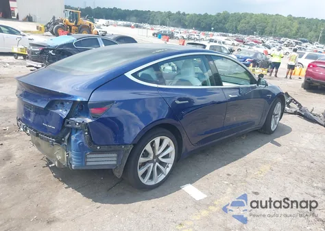 2018 Tesla Model 3 Long Range/Performance из США, поврежденный, VIN 5YJ3E1EB3JF097759